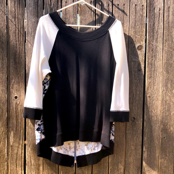 Chico's Tops - Chico’s Tunic, Block Front, Print Back. Size 3/XL